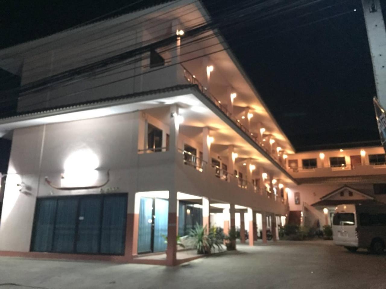 Phurafah Place Hotel โรงแรมภูระฟ้า เพลส Nan Extérieur photo